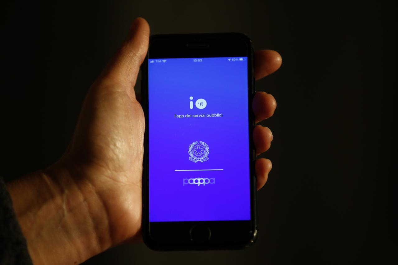 Garante, ok a linee guida su App IO. Sì a promozioni vaccino