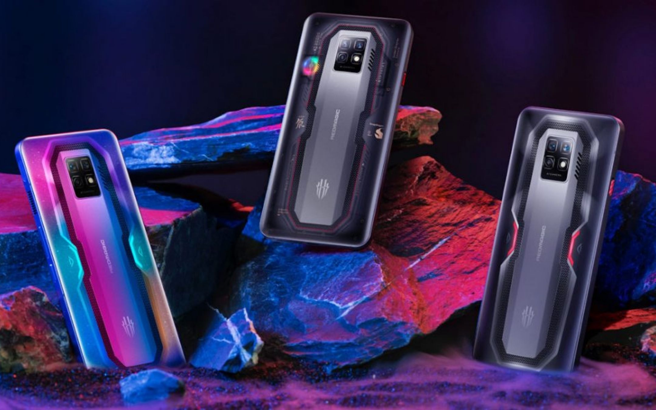 RedMagic 7/7 Pro sono qui: ecco i nuovi campioni del gaming su mobile