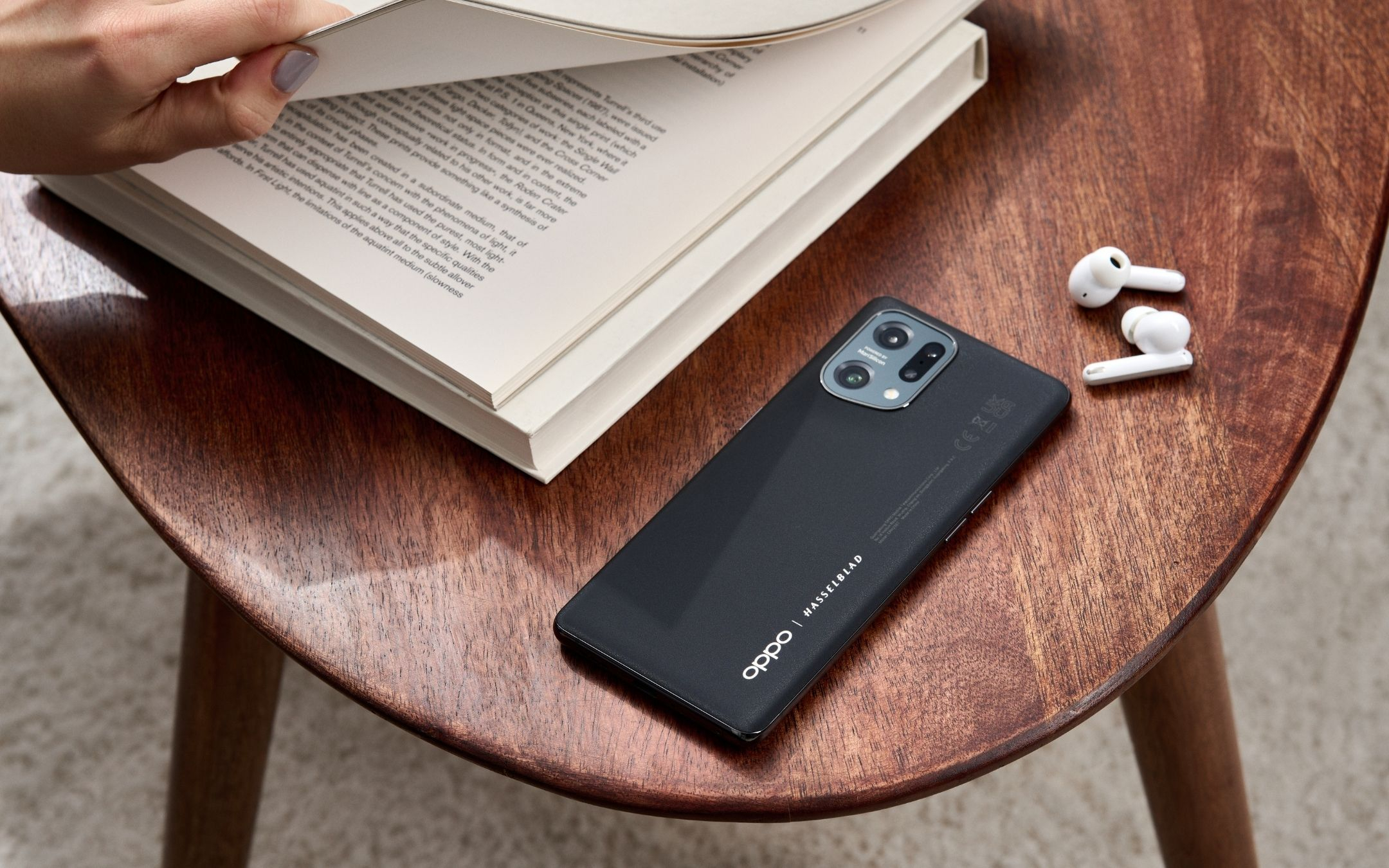 OPPO Find X5 è a prova di spia e individua le telecamere nascoste