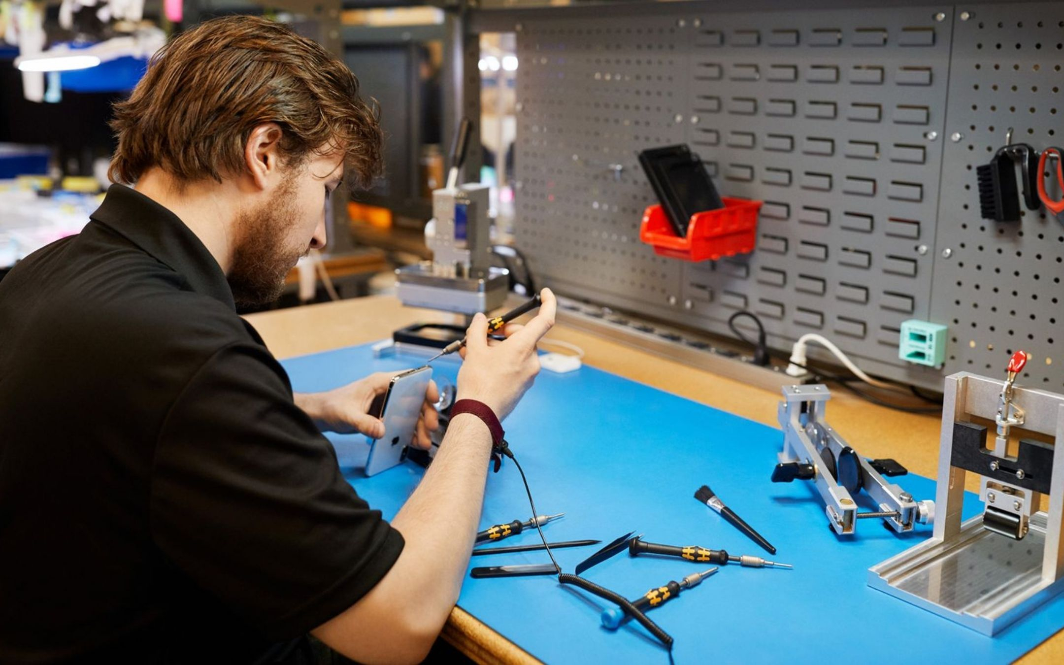 Apple non riparerà gli smartphone dichiarati come 