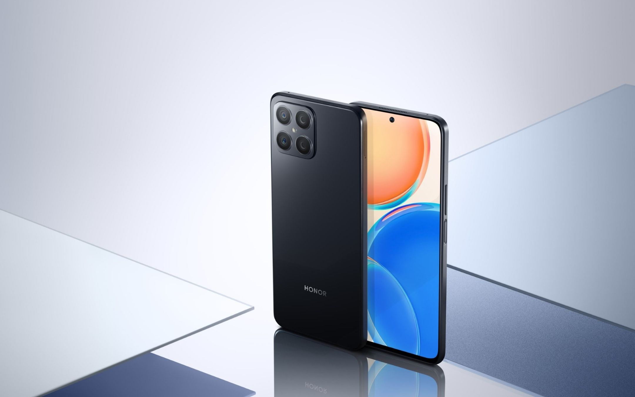 Honor X8 finalmente ufficiale: mediogamma con stile