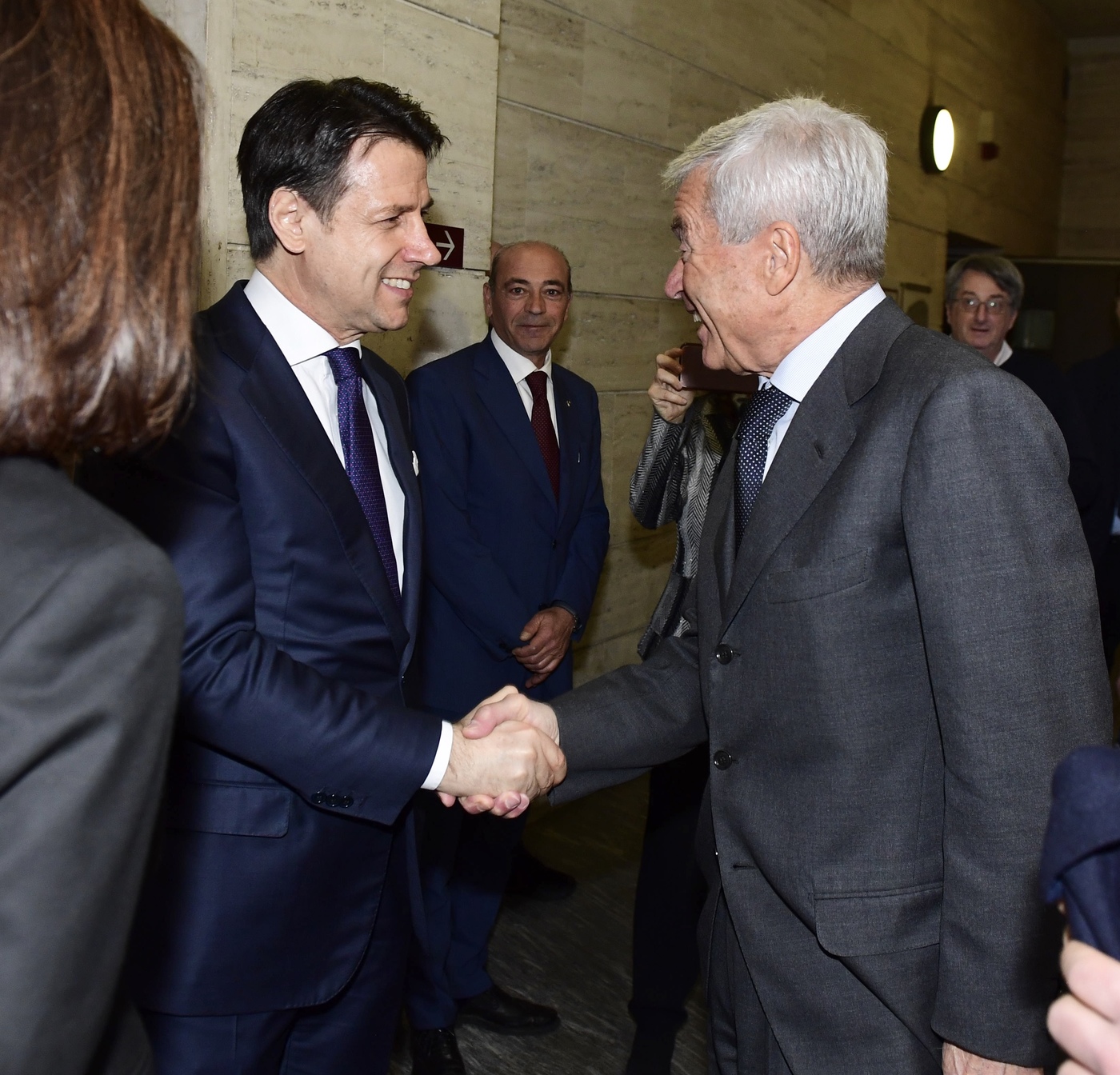 Confcommercio taglia stime Italia. ‘Sblocco opere infrastrutture farebbe salire Pil del 2,5%’