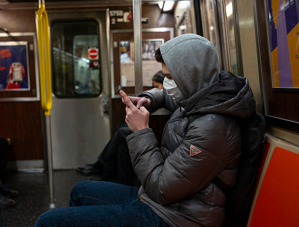 Coronavirus Usa, California ordina ‘Stay at home’. Nasa dopo caso: ‘rischio impatto missione Artemis sulla Luna’