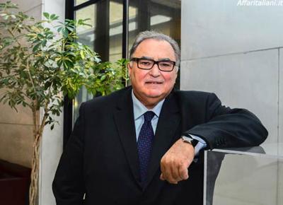 Sapelli sbotta di nuovo: ‘unico paese che tifa per troika e default’. Il caso Becchi-BTP