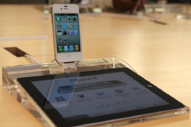 Apple, obsolescenza programmata e controrivoluzione ‘Green Friday’, risposta sostenibile all’iperconsumismo