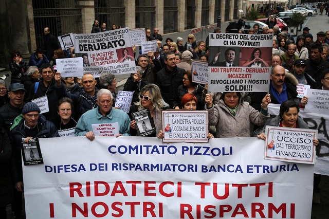 Banche: sì ai rimborsi per i truffati, Tria firma il decreto. Come fare domanda