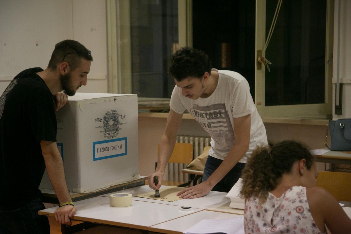 Il populismo torna a far paura, elezioni Sicilia cruciali per testare avanzata forze anti-euro