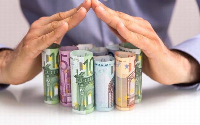 Risparmio: indagine Intesa-Einaudi, è ancora boom di liquidità sui conti. Cala capacità risparmio degli italiani