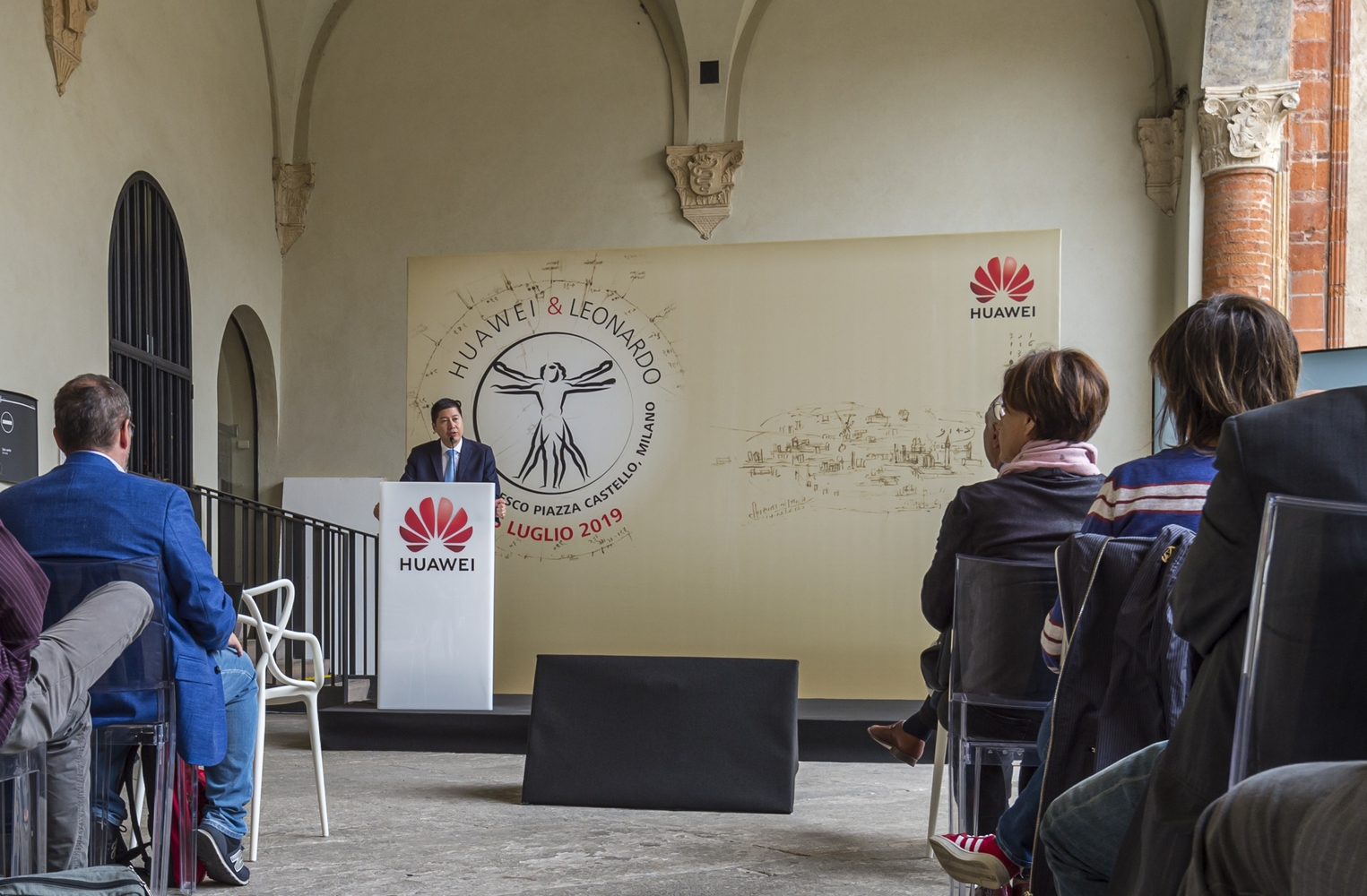 Huawei investe nei giovani italiani con il laboratorio per i talenti nel campo della microelettronica