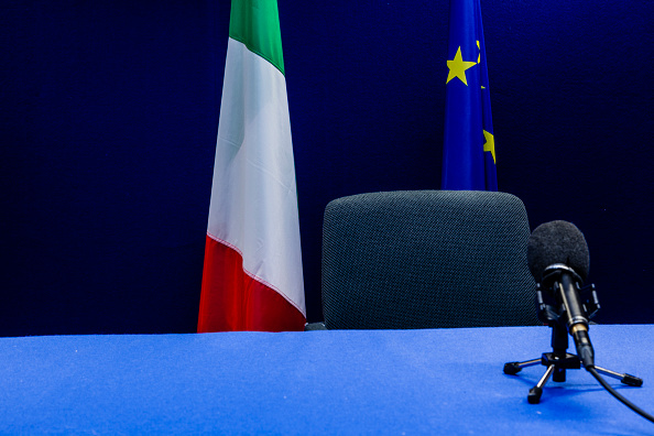 Manovra ottiene ok Ue, ma ora a far paura è il Mes. BTP, banche italiane pronte a spezzare doom loop?