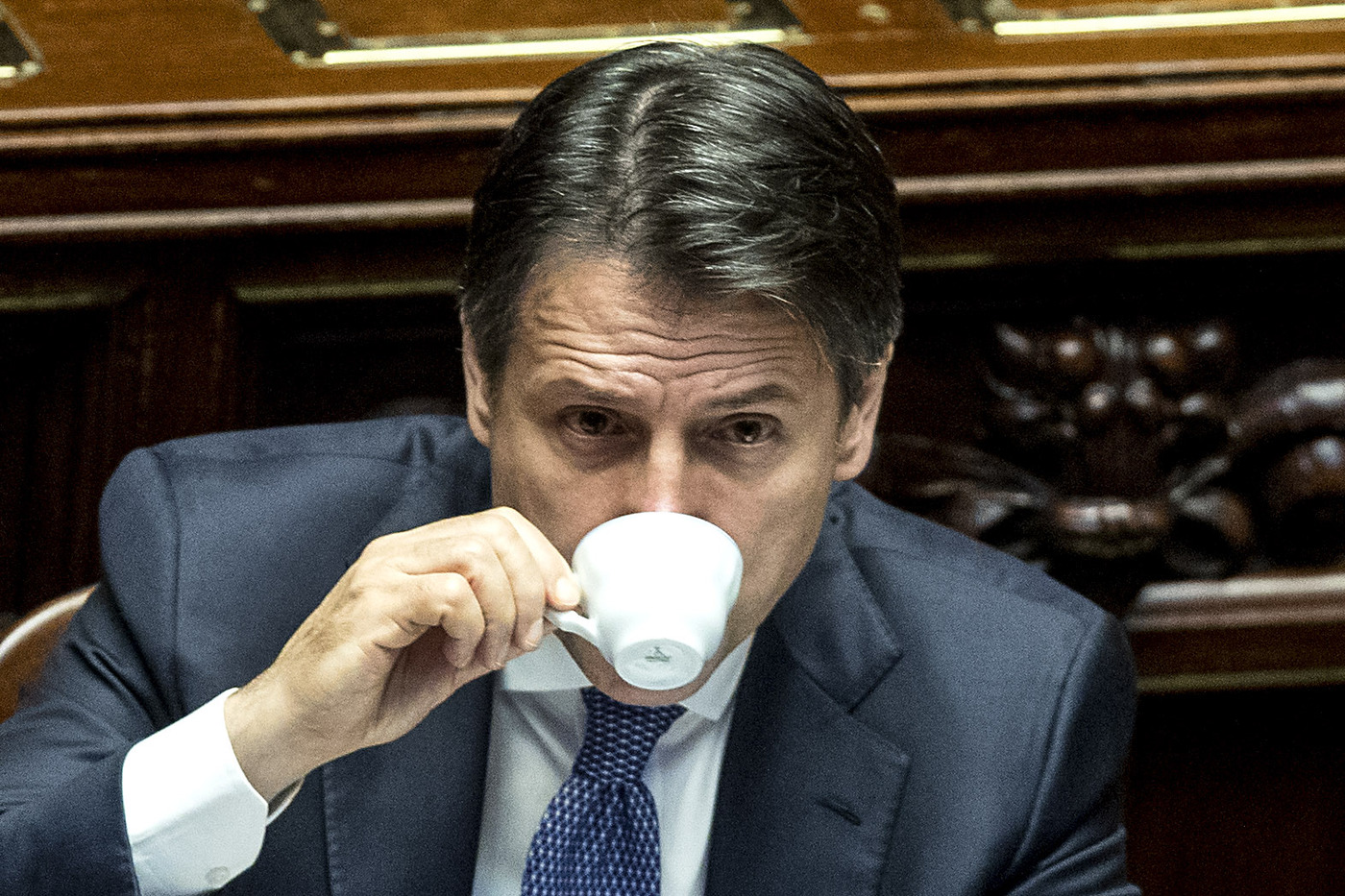 Resilienza dei BTP in tempi di crisi politica. Conte al test del Senato, verso governo di minoranza?
