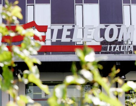 Consob: Vivendi esercita controllo su Telecom Italia. Più vicino golden power su Sparkle
