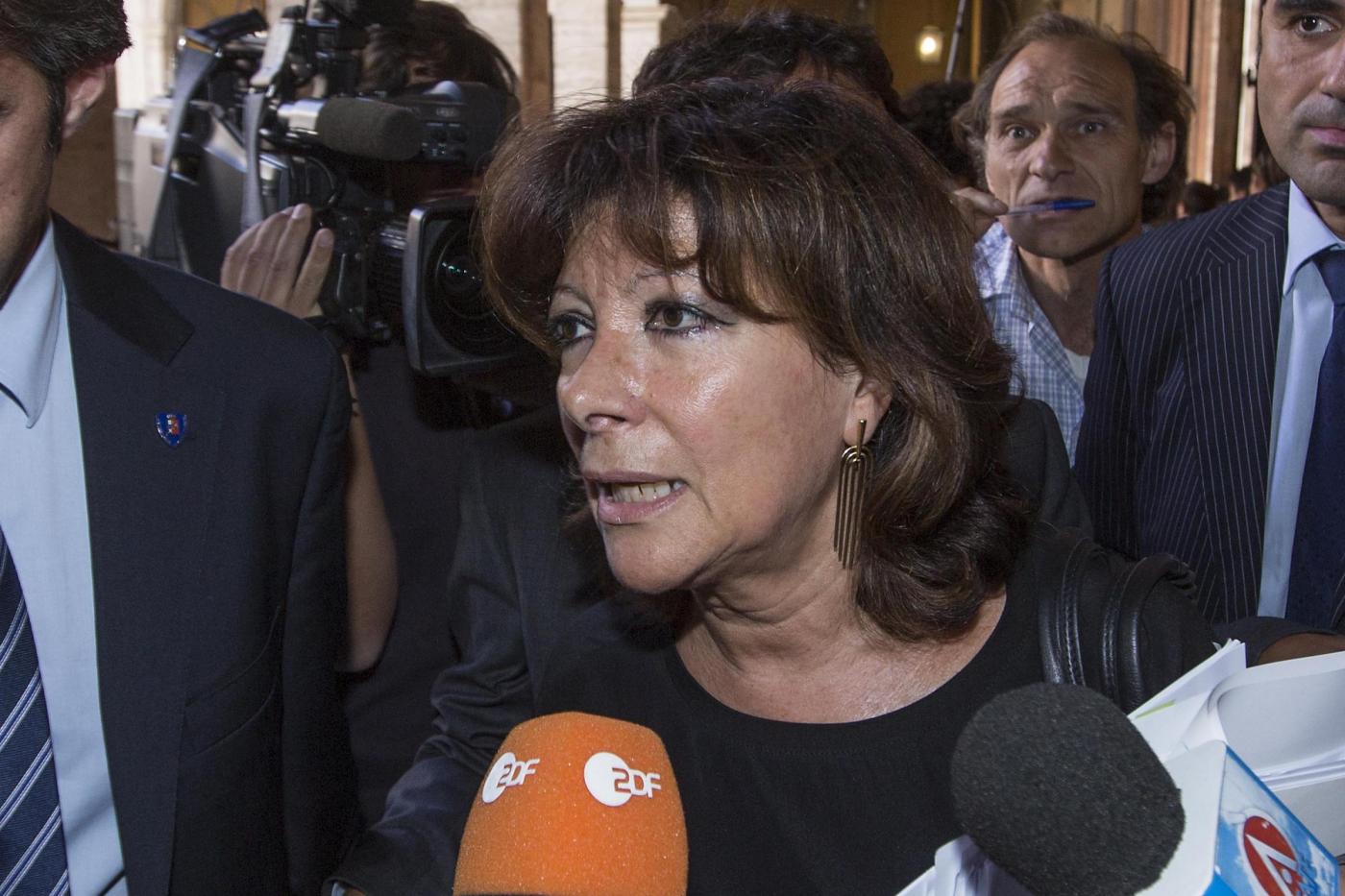 Siria, Berlusconi indossa le vesti del paciere. Ipotesi governo Presidente, si guarda a Casellati