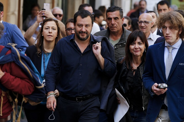 Manovra, per Commissione Ue governo troppo ottimista su crescita. Debito e deficit rivisti al rialzo