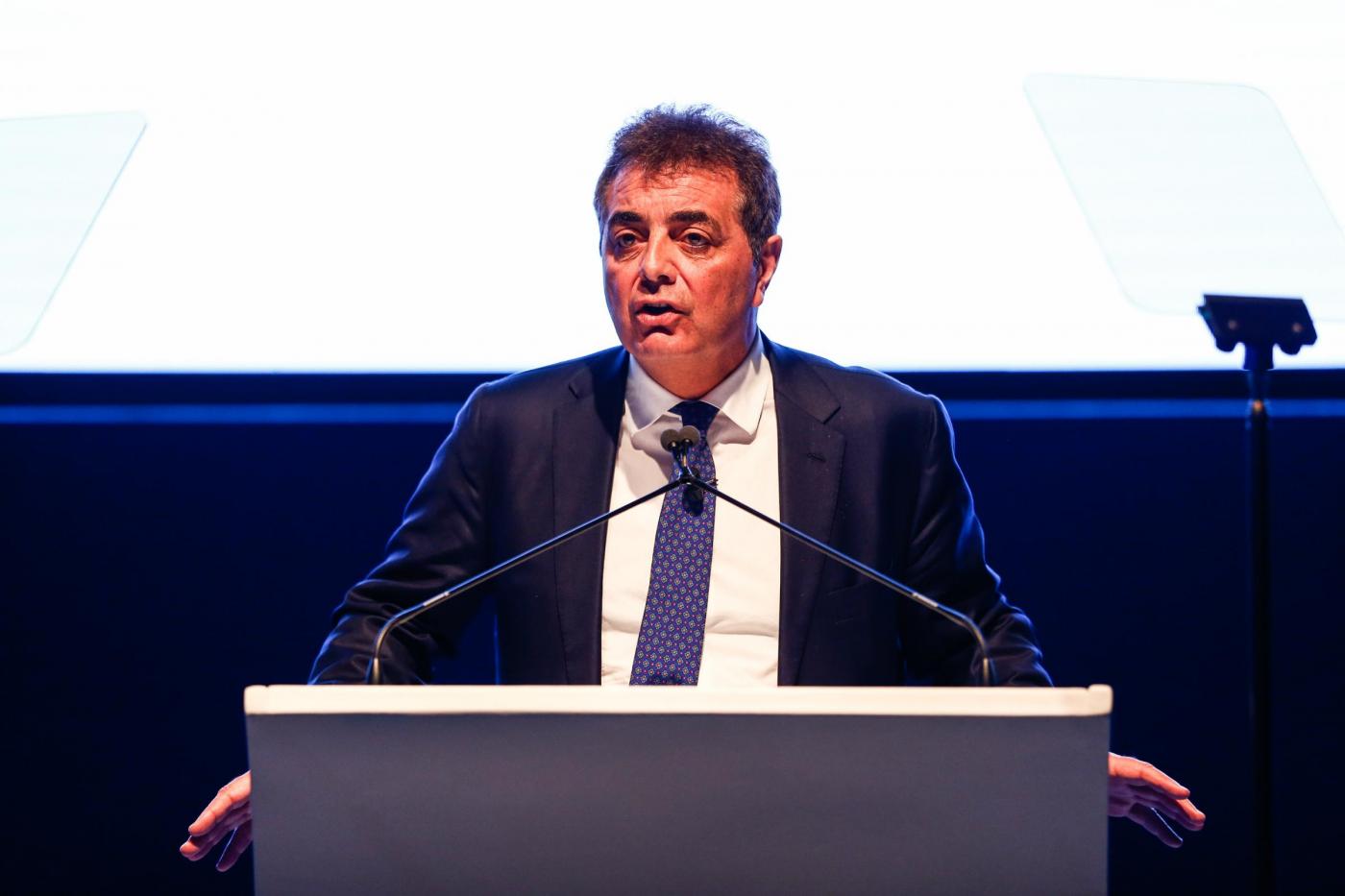 Conti correnti, l’avvertimento di Sileoni (FABI): inflazione ‘tassa occulta’. L’appello a Draghi sui mutui