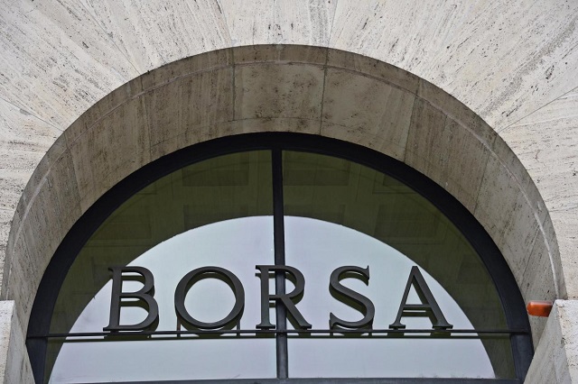 Piazza Affari debole in attesa di un accordo Ue. Banche su giri con Ubi e Banco Bpm. Ecco i titoli da monitorare