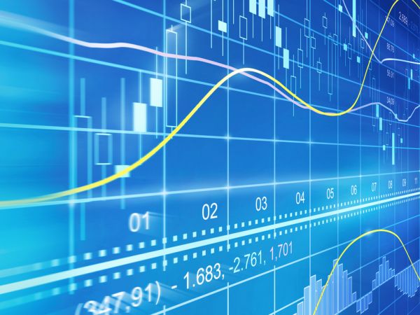 Mercati, nel 2022 situazione stabile: crescita globale al 5%