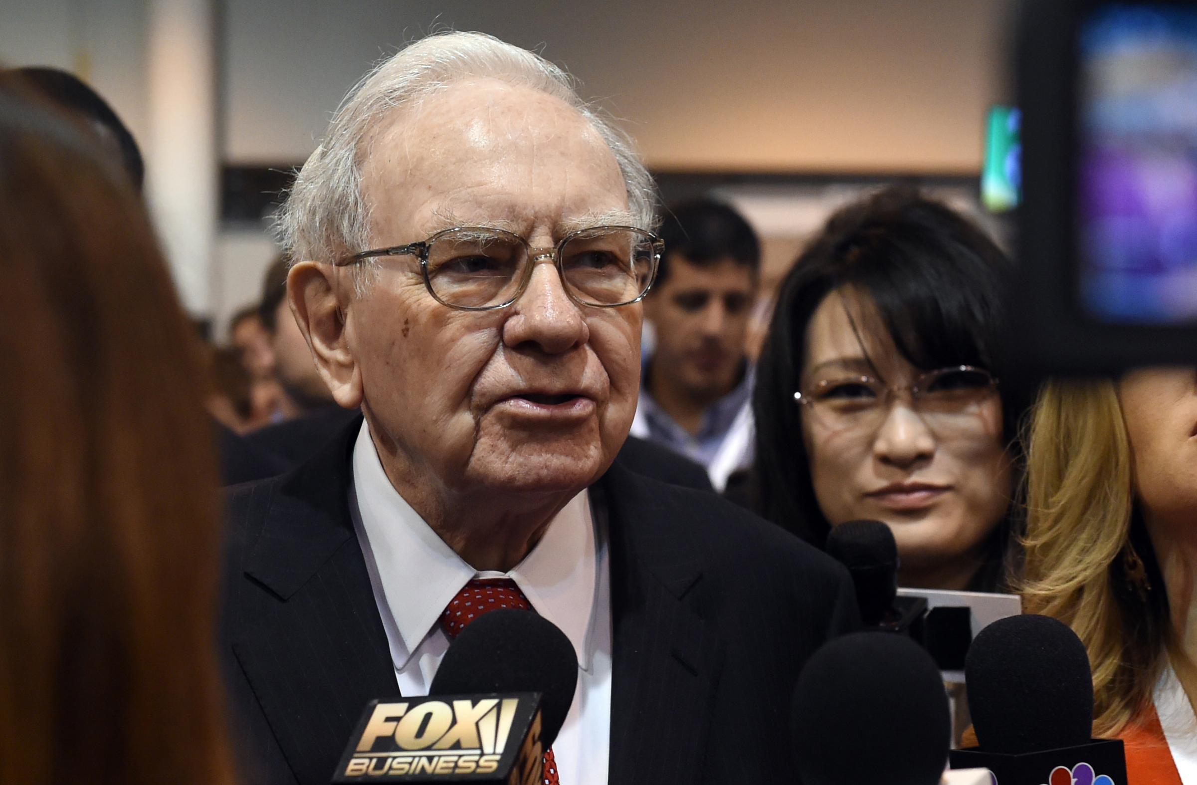 Ex gestore hedge fund investe tutti i risparmi dei suoi figli in queste azioni. Punta 50% su Buffett