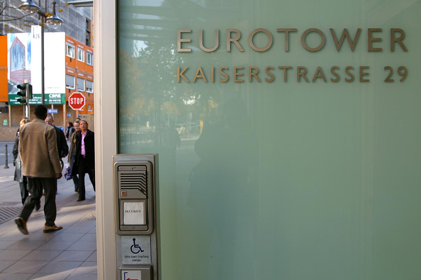 Piazza Affari ruggisce: Ftse Mib sfiora +11% dopo che Lane (Bce) corregge tiro su spread