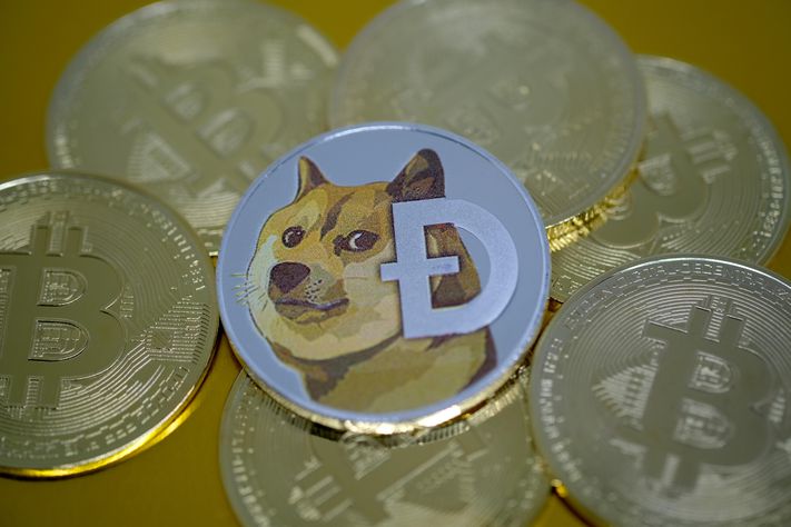Dogecoin mania e il caso Slim Jim con la strategia social incentrata sulla cripto meme