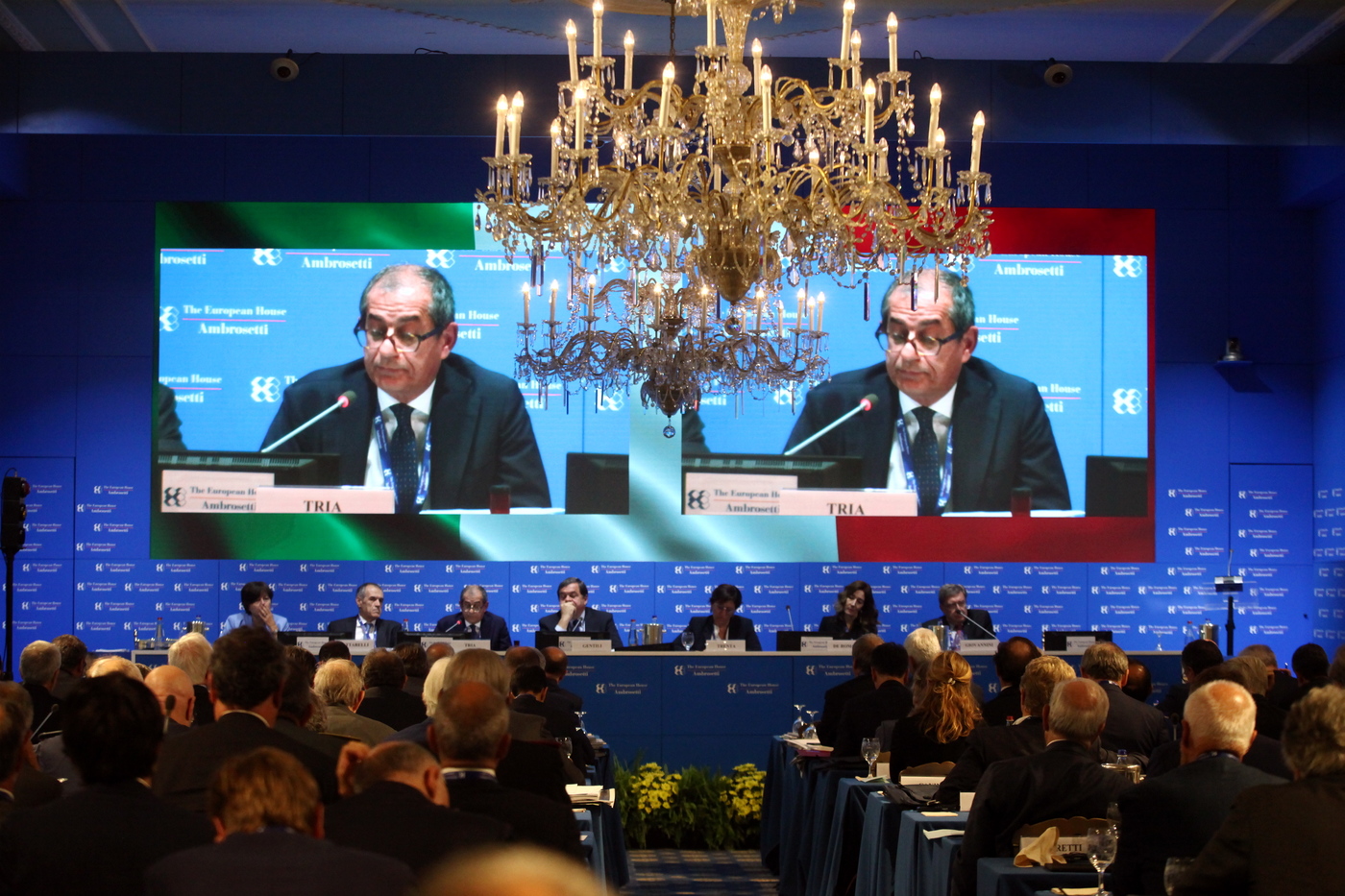 Legge di bilancio, Tria: ‘correttivi a Fornero per rinnovare competenze, calo debito attirerà investimenti’