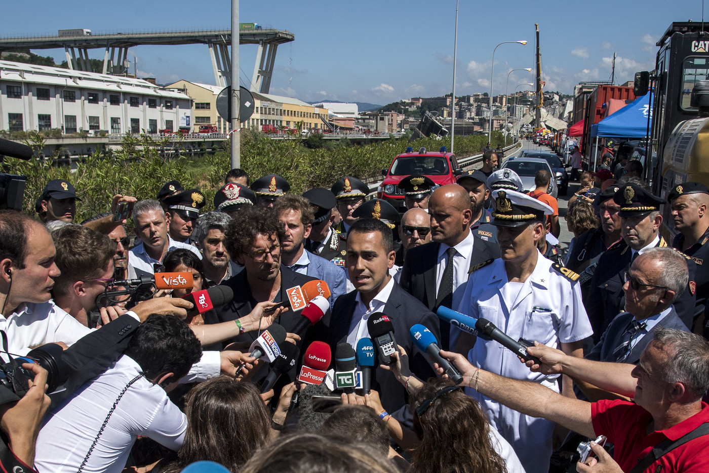 Tragedia Genova, schiaffo governo ad Atlantia: verso revoca concessione Autostrade. Ma rischio penale altissima