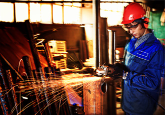 Industria: fatturato e ordinativi in calo nel 2019 per la prima volta da cinque anni