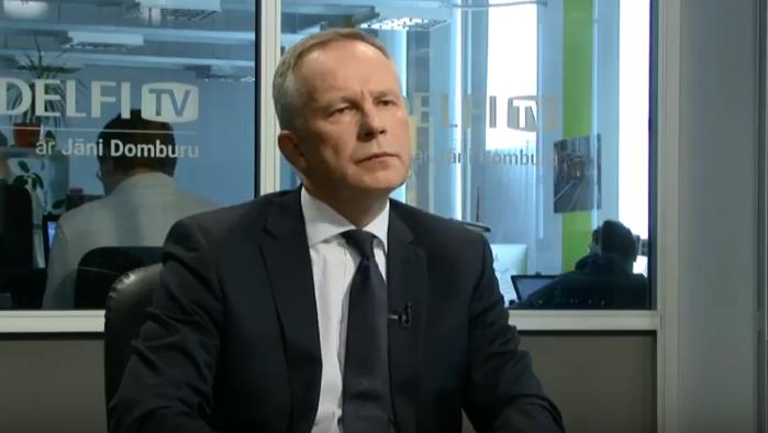 Caos Lettonia, banchiere centrale Rimsevics non si dimette: contro di me cospirazione banche e minacce di morte