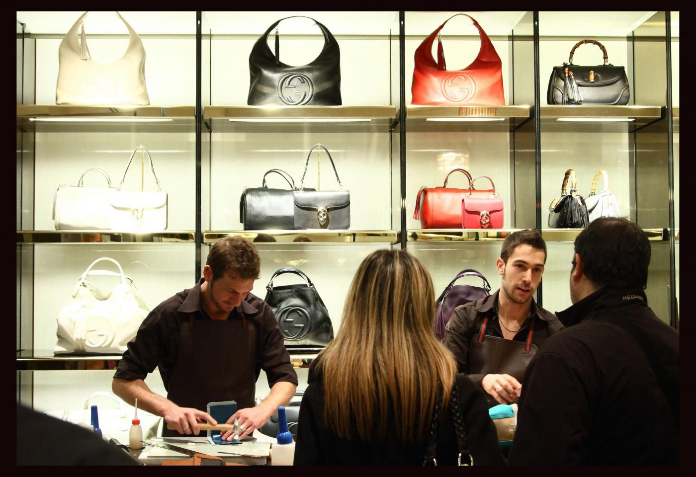 Gucci e Ferrari tra i brand italiani più forti al mondo. Sul podio l’app cinese WeChat