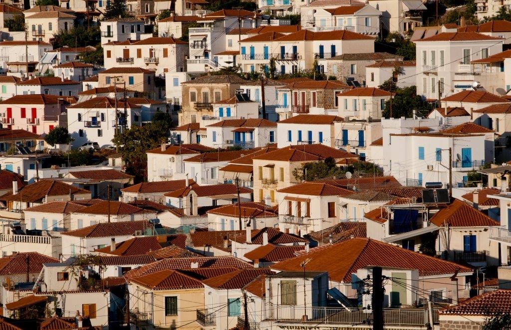 Immobiliare: per gli italiani è ancora forte il desiderio di acquistare casa, volumi in crescita nei primi tre mesi