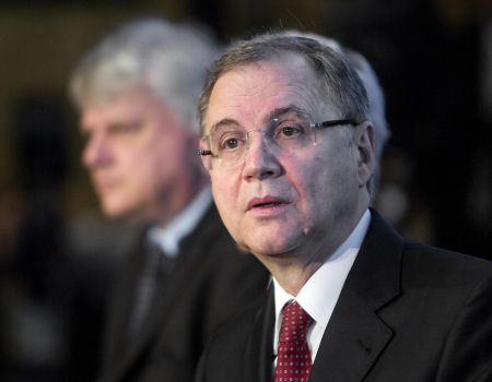 Verso il Visco bis, ma Renzi rincara la dose: disastri in questi 6 anni