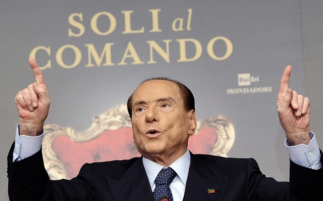 La ricetta fiscale di Berlusconi: spunta il reddito di dignità, ecco come funziona