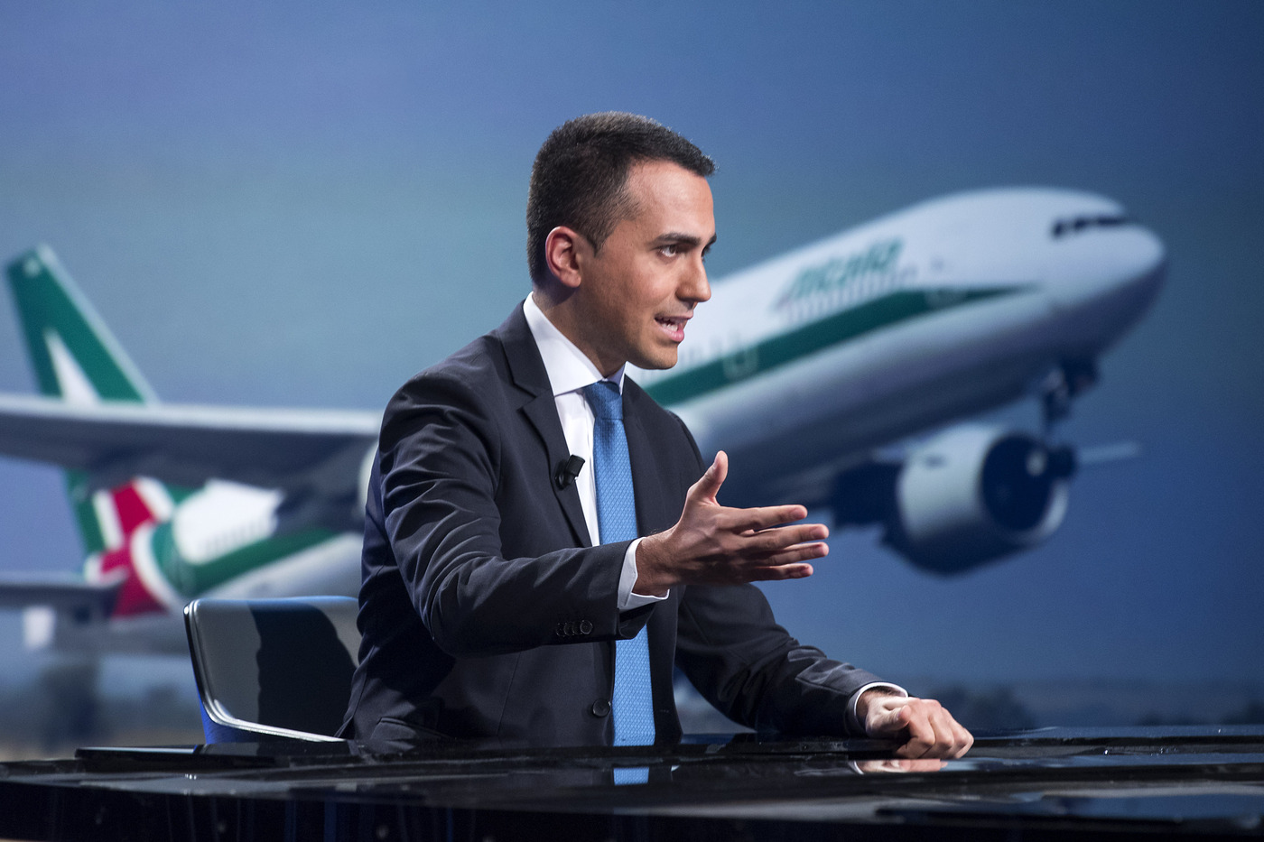 Alitalia: pressing di Palazzo Chigi e aut aut da Delta su Atlantia: ‘nella cordata o lasciamo’