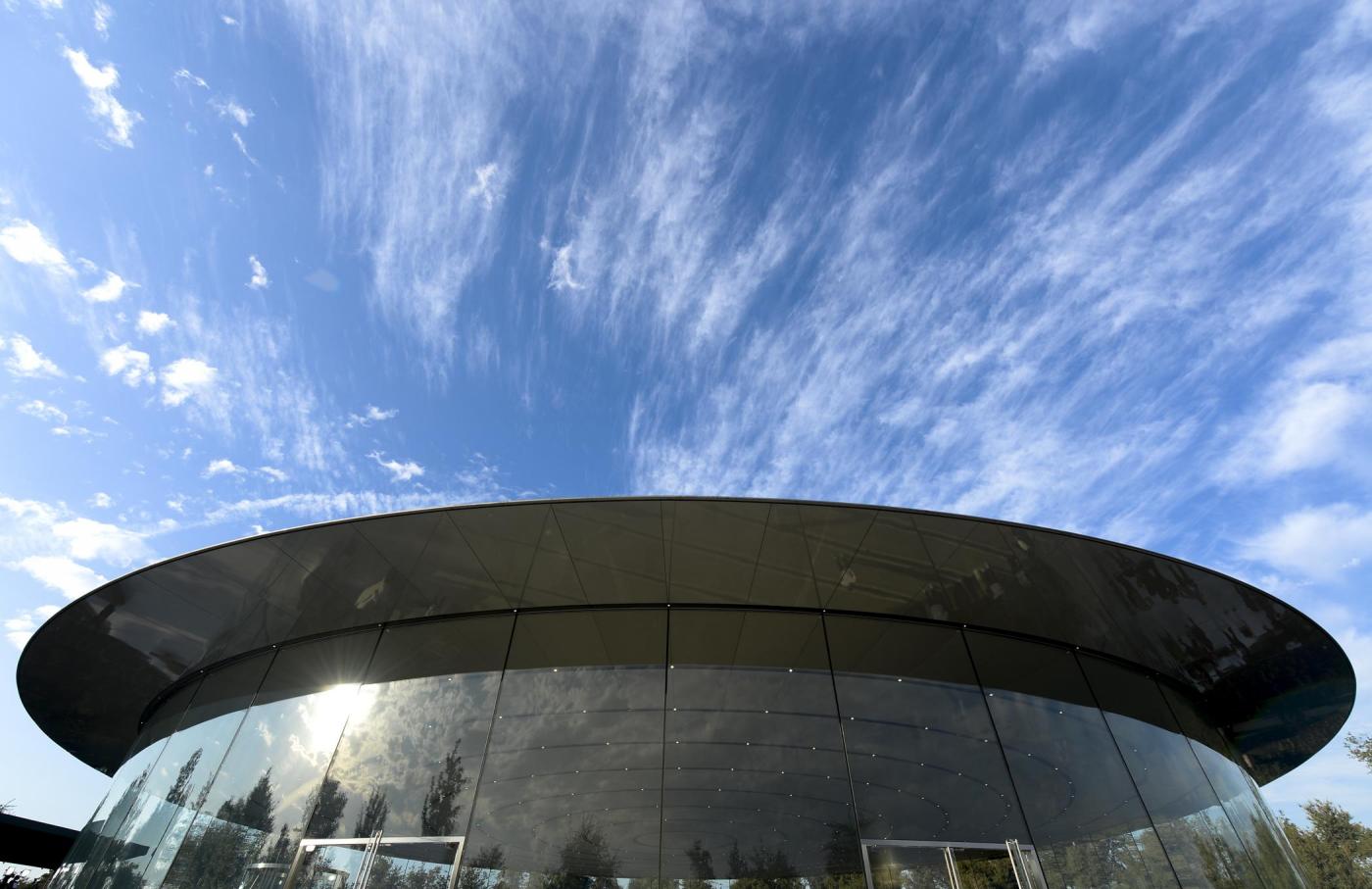 Apple e il piano post riforma fiscale Trump: 20.000 posti di lavoro in Usa e $350 miliardi all’economia Usa