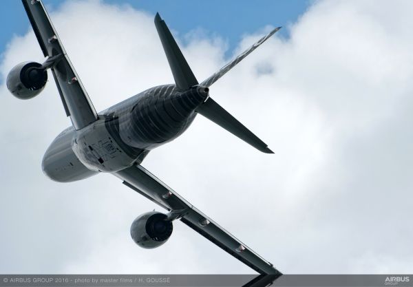 Stop al superjumbo A380 di Airbus: non lo vuole più nessuno. Imbarazzo per il colosso francese che compie quest’anno 50 anni