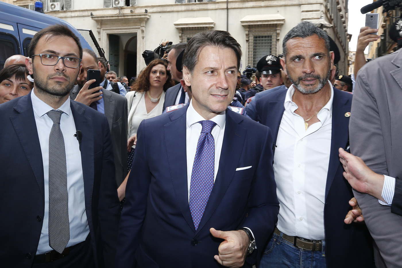 Conte a tutto campo: debito meno spaventoso di quel che sembra, niente aumento tasse per cittadini