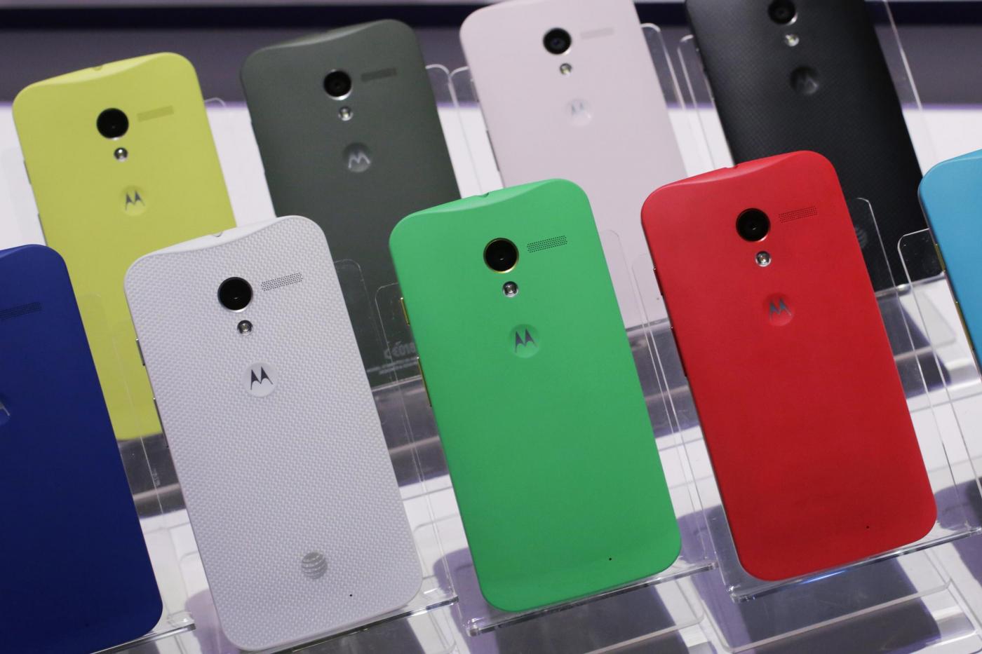 Motorola, ecco lo smartphone pieghevole più economico