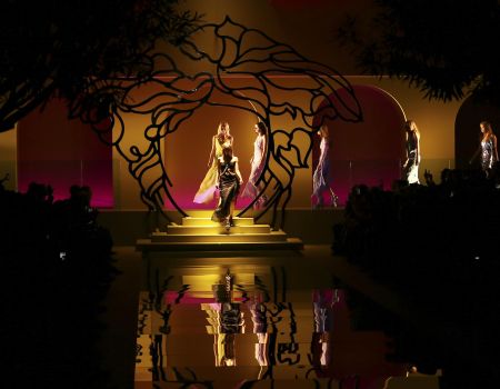 Versace vola negli States: maison venduta a Michael Kors per 1,83 miliardi di euro