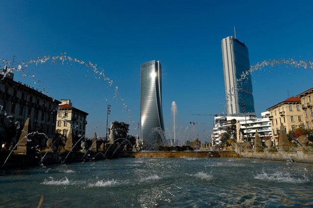 A Milano è corsa al mattone: boom acquisti per investimento e prezzi galoppano anche in periferia