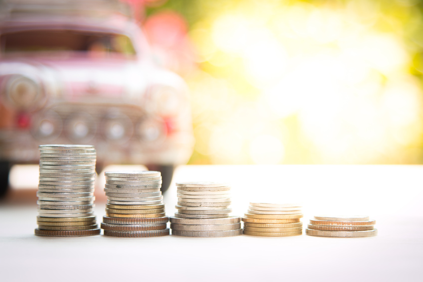 Rc auto: arriva lo sconto di famiglia, risparmio fino al 53%. Ma Codacons avverte: rischio rincaro delle tariffe