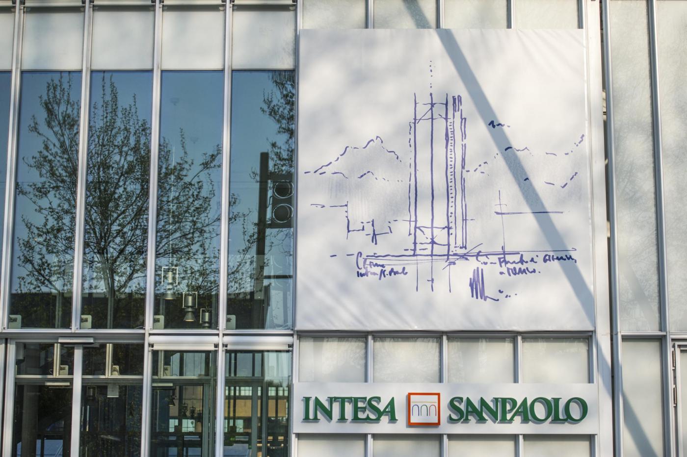 Intesa Sanpaolo non delude e alza asticella su sinergie con UBI. In cantiere doppia razione di dividendi