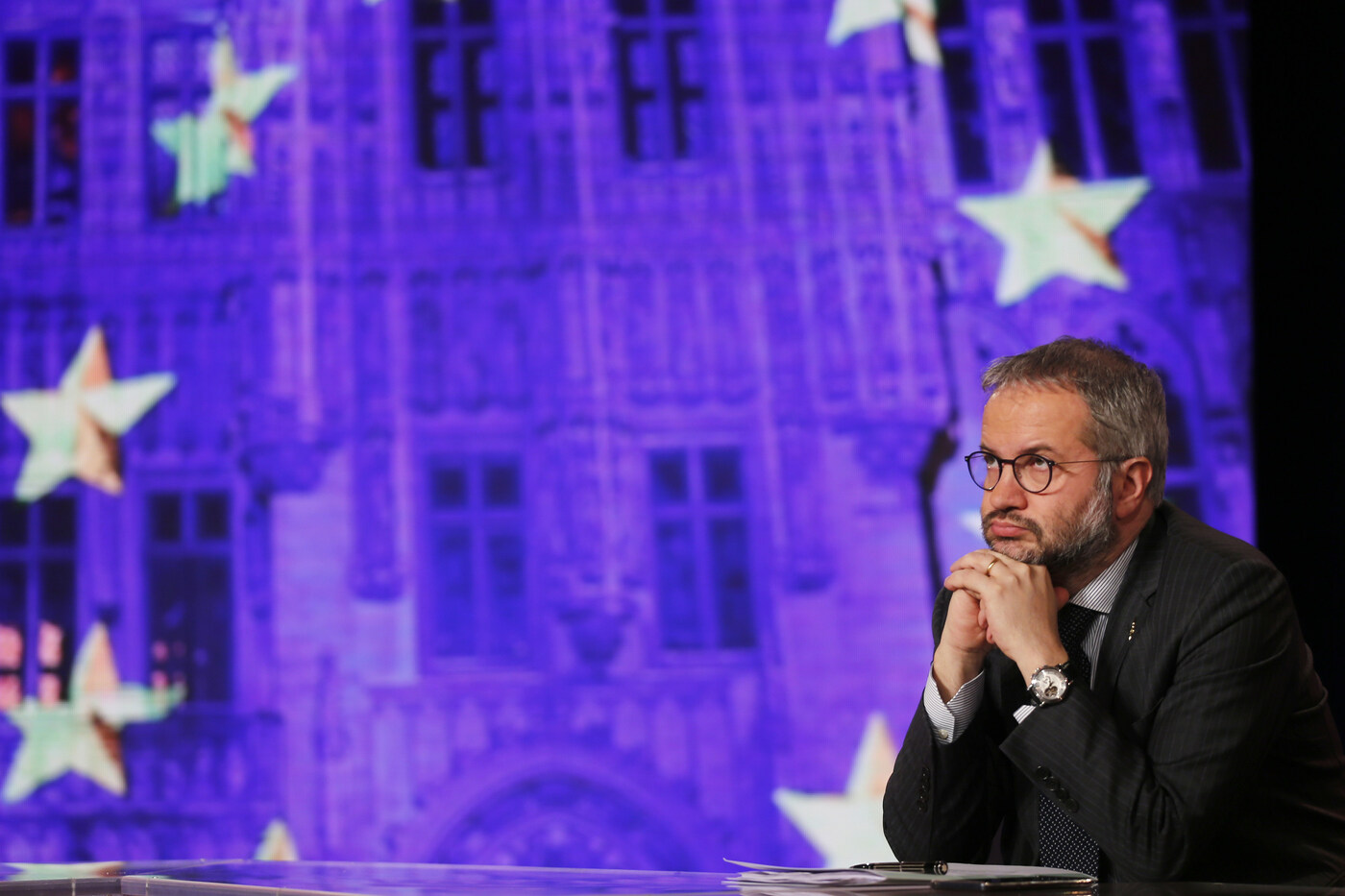 Fiammata spread, Salvini snobba rischio multa Ue. Borghi: ‘più deficit e 100 opere pagate da Bce’