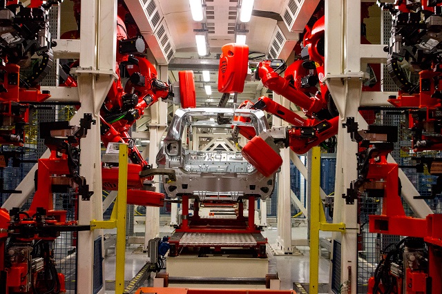 Auto, nuovo passo indietro in Europa: -3,6% a marzo. Fca chiude a -11,7%, Jeep tiene