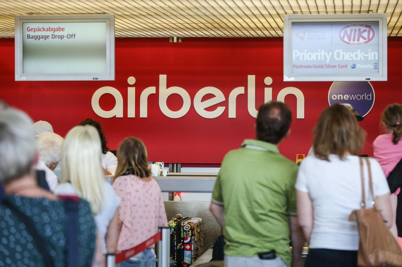 Air Berlin: il tempo stringe, aerei a terra da fine mese. Il 12 ottobre scadranno i negoziati