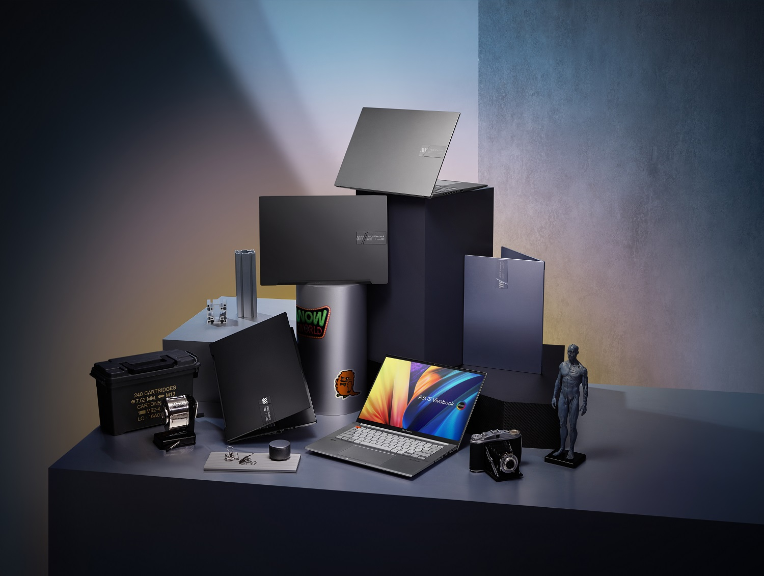 ASUS svela la nuova gamma di notebook Vivobook 2022