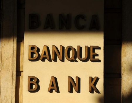 Banche italiane promosse da DBRS: risultati semestrali solidi, ecco i fattori chiave