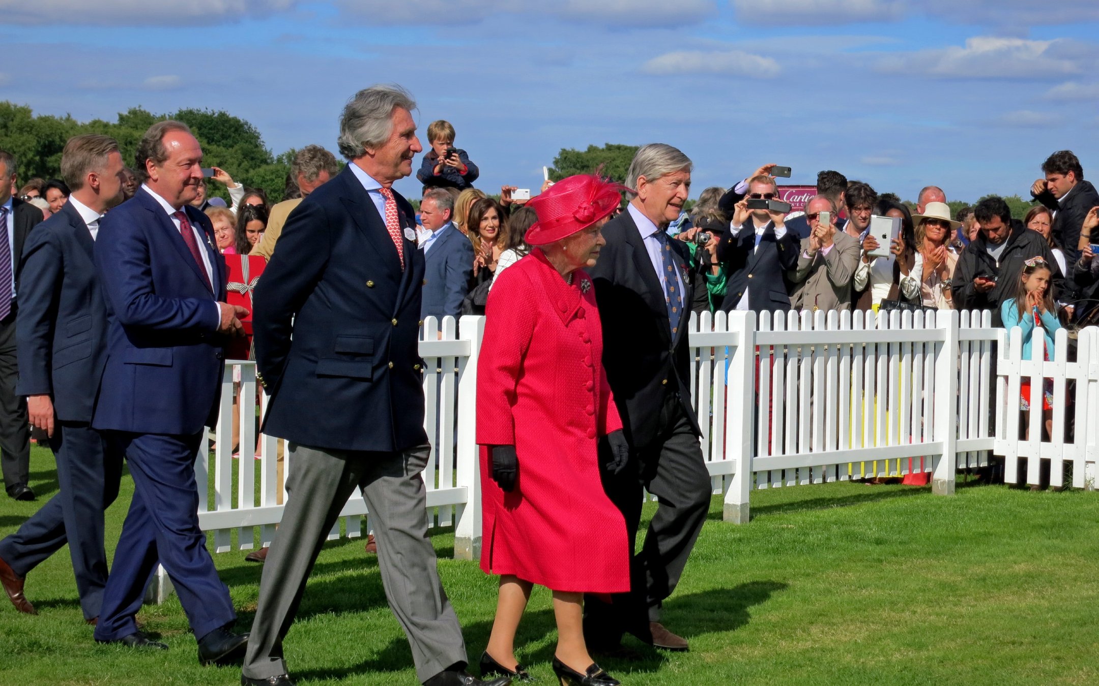 Come seguire il funerale di Elisabetta II via streaming dall'Italia
