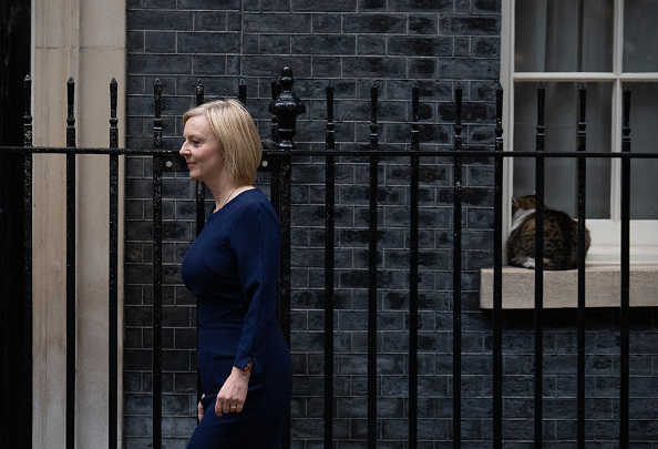 FMI in pressing su Truss per rivalutare il piano fiscale, rating UK a rischio per Moody’s