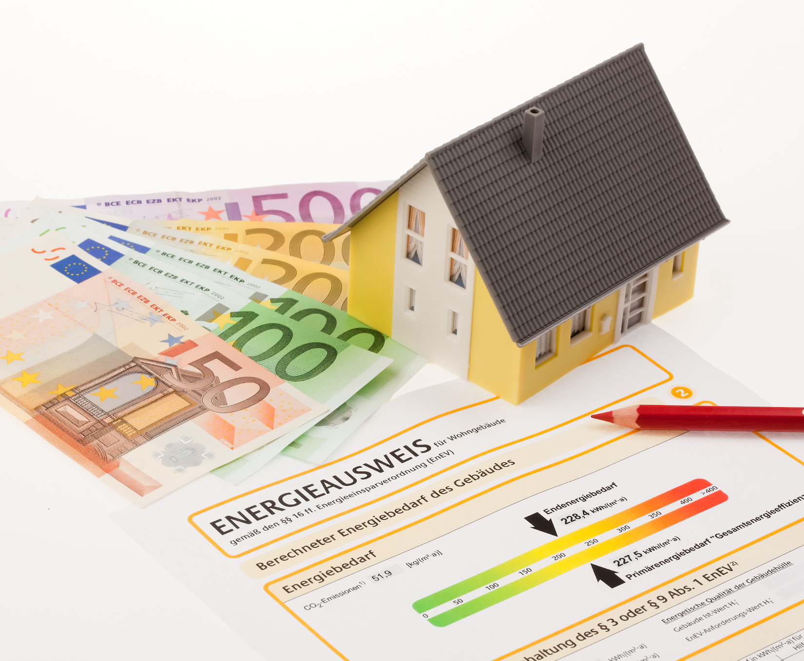 Case green, anche la Bce frena l’UE