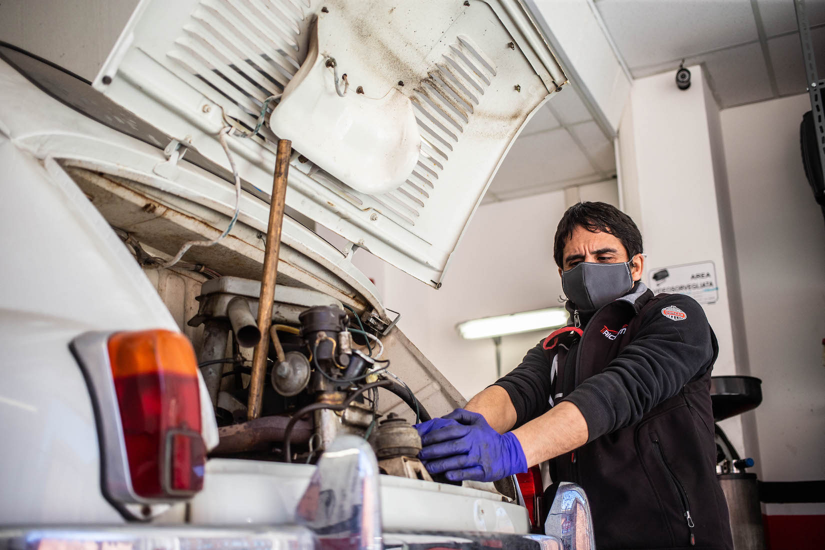 Altro che scansafatiche: gli italiani sono stakanovisti